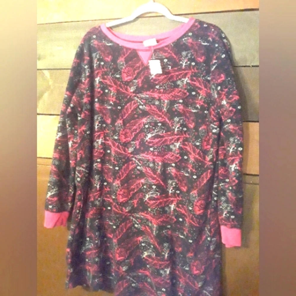 NWOT Mountains Peak Large Long Sleeve Warm & Cozy Nightgown with Pockets